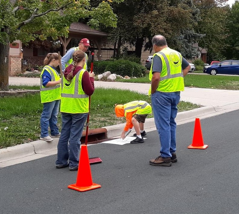 Volunteers on a roadway